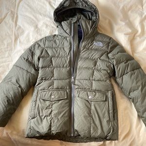 Children’s north face puffer jacket